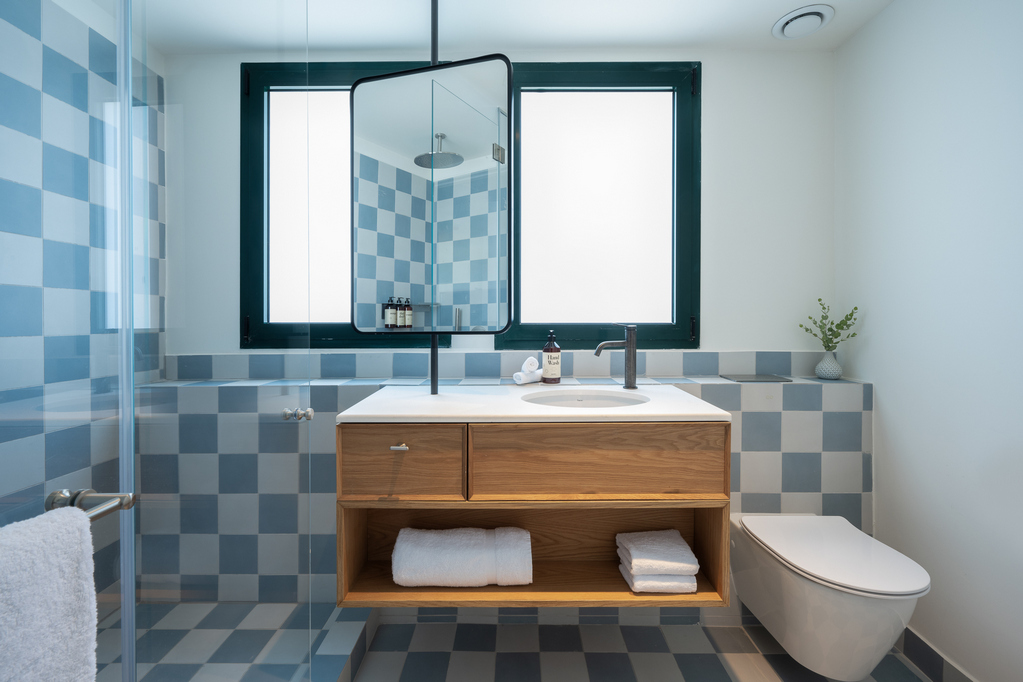 MAZEH BATHROOM