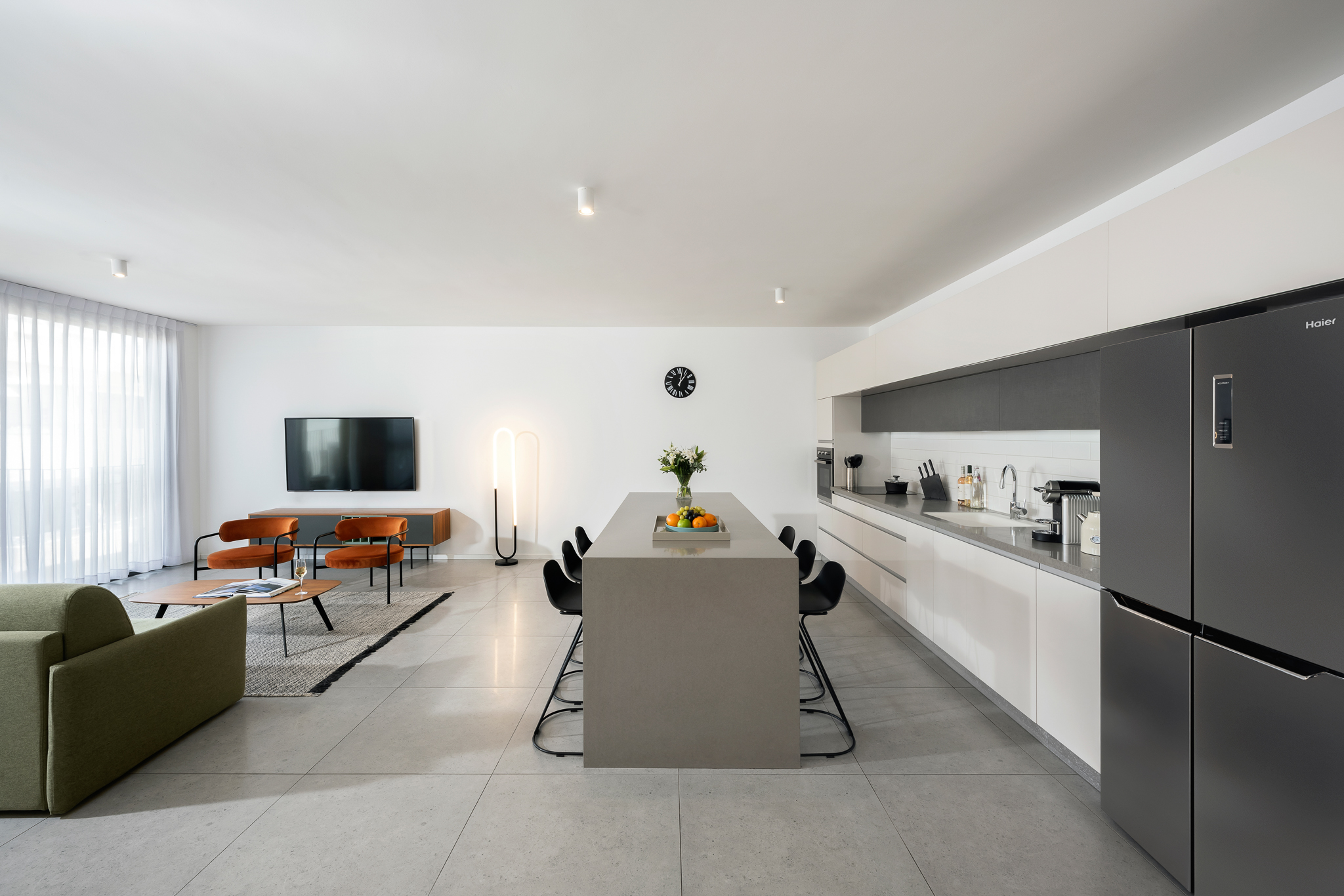 Four Bedroom Apartment With Balcony - Kitchen