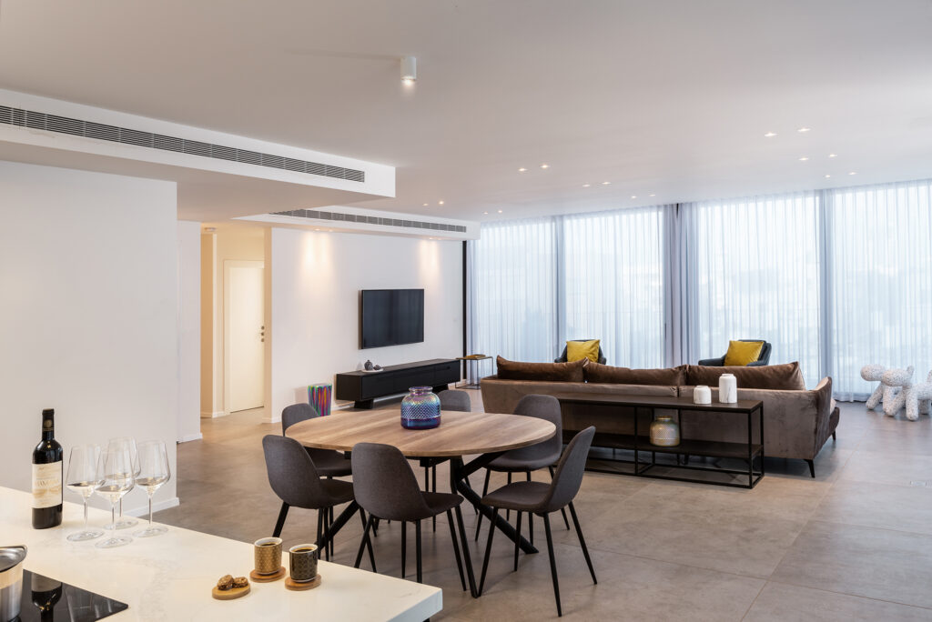 Four Bedroom Penthouse with Big Terrace - Kitchen